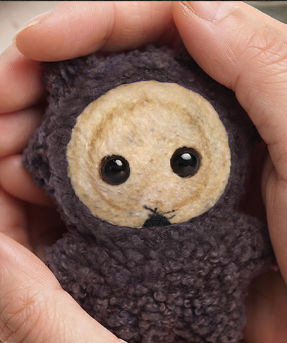 [KDRAMA:The East Palace X DONGGUNG]  Ggeomeoksali Doll Keyring