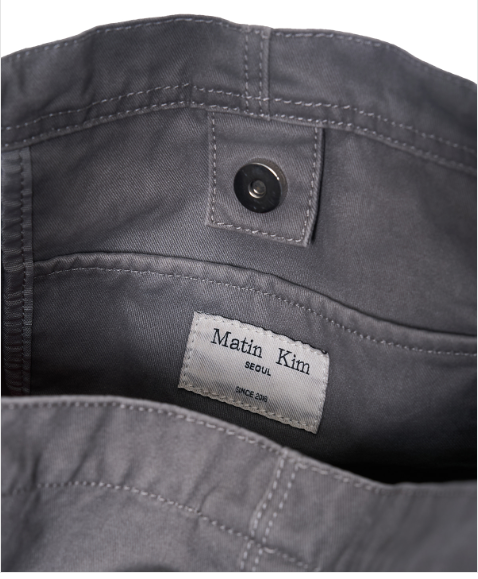 [Twice Momo X Matin Kim 26 Fall Coll.] Vintage washed Cotton Shoulder Bag