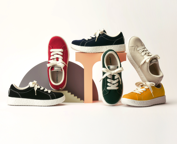 [Lim Yoona X LE MOUTON] Buddy Sneakers