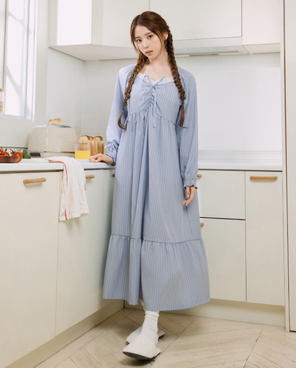 [Nmixx X Dossy] Silk Fit Blue Bee Long Sleeve Pajama Dress