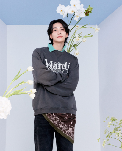 [Seventeen Jeonghan Pick] 26FW Mardi Mercredi Sweatshirt Raglan LA Fleur Pigment Washing _Black Beige