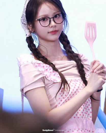 [Hearts2Hearts Carmen Worn] Illigo Bow Off-shoulder Tee