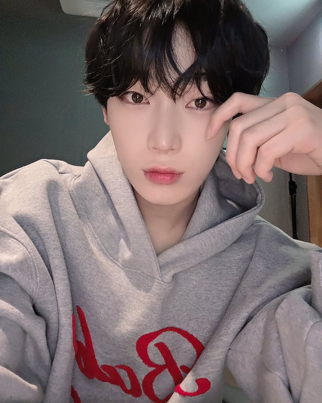 [Enhypen Sunoo Worn] Tom's Birthday Lettering Baby Boucle Hoodie