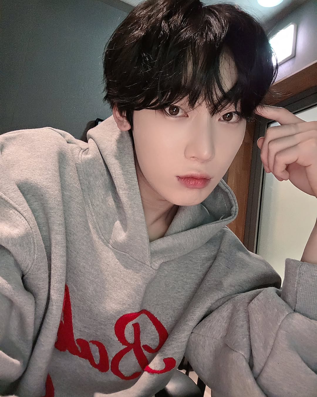 [Enhypen Sunoo Worn] Tom's Birthday Lettering Baby Boucle Hoodie