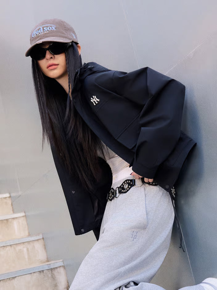 [Aespa Karina Pick] 26SS MLB Women's Basic Gofcore 2L Curve Windbreaker New York Yankees