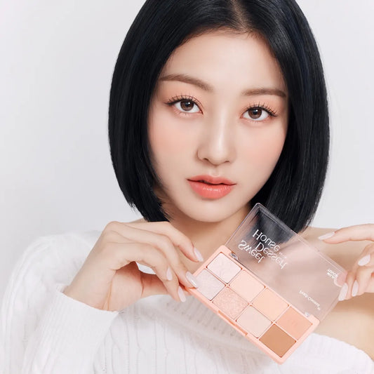 [Twice Jihyo Pick] Milk Touch Be My Sweet Dessert House Palette