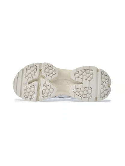 [Aespa Karina Worn] 26 Summer MLB Runner Mask Metal New York Yankees Sneakers