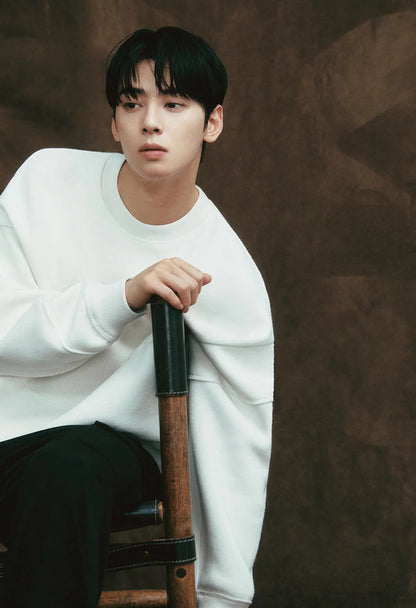 [Cha Eun Woo Worn] Liber Classy Cutout Line Sweatshirt