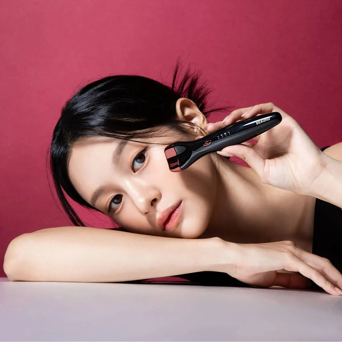 BEAUND Heating Eyelash Curler