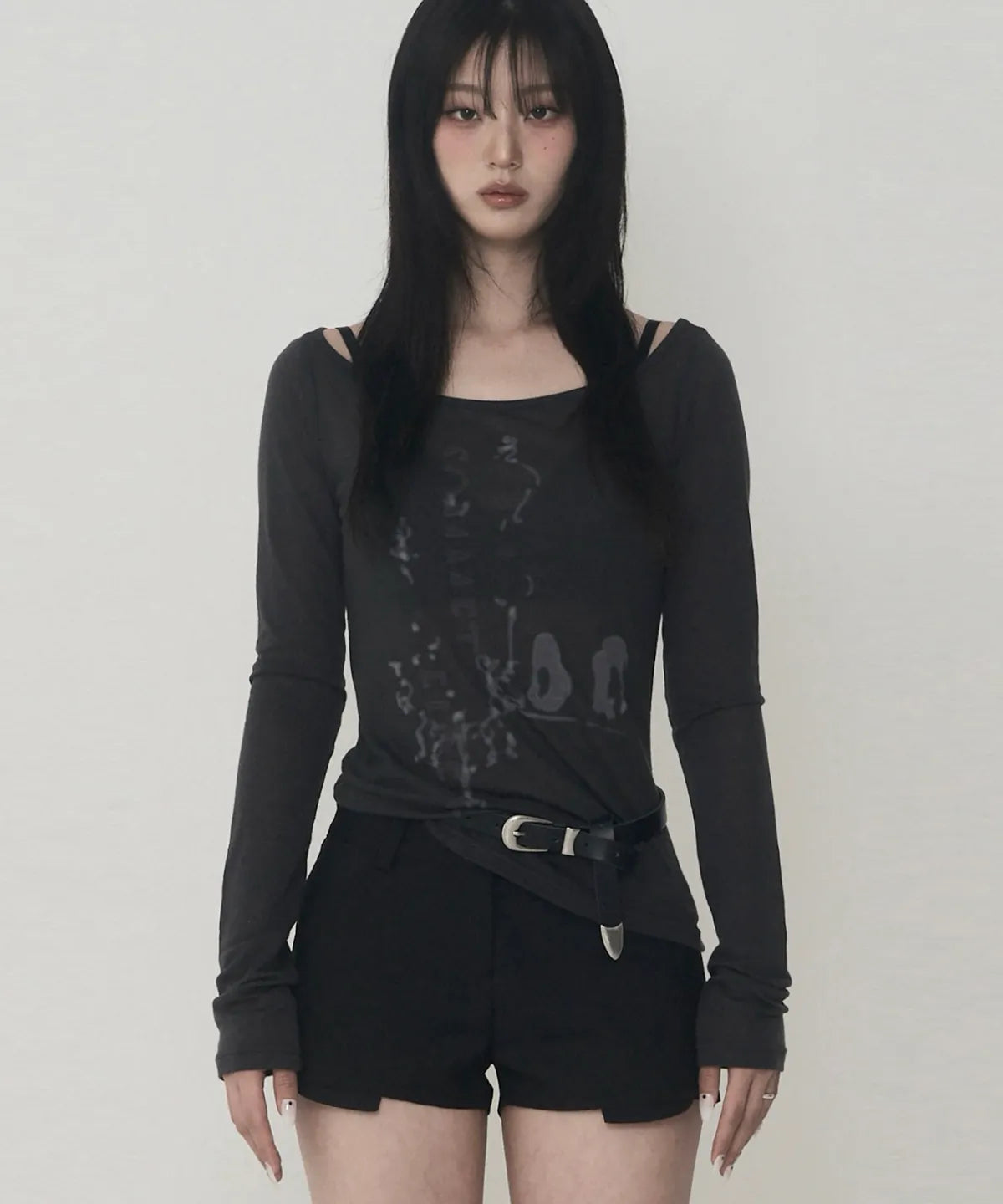 ETRE AU SOMMET Lettering Logo Boat Neck See-Through Tee