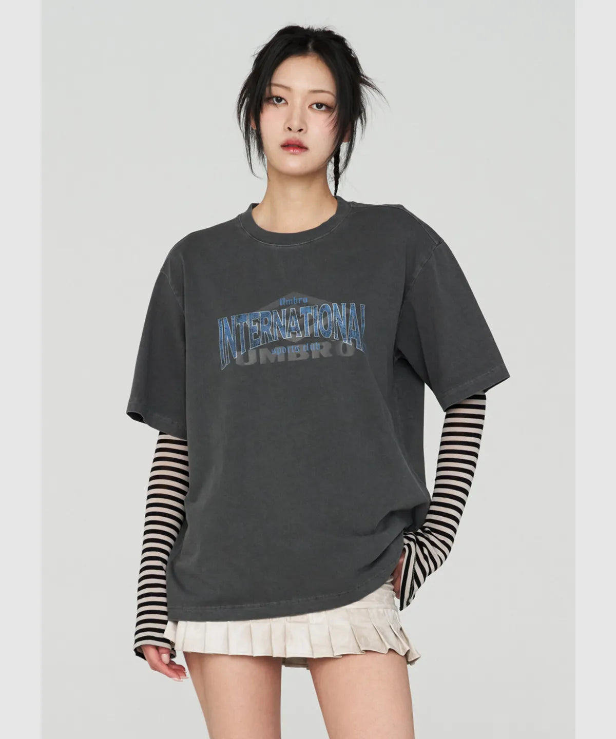 DAY6着用★UMBRO★HBL Weeknd Hooligan Collage Graphic T-shirt DAY6 x Umbro] HBL Weekend Hooligan Collage Graphic Short