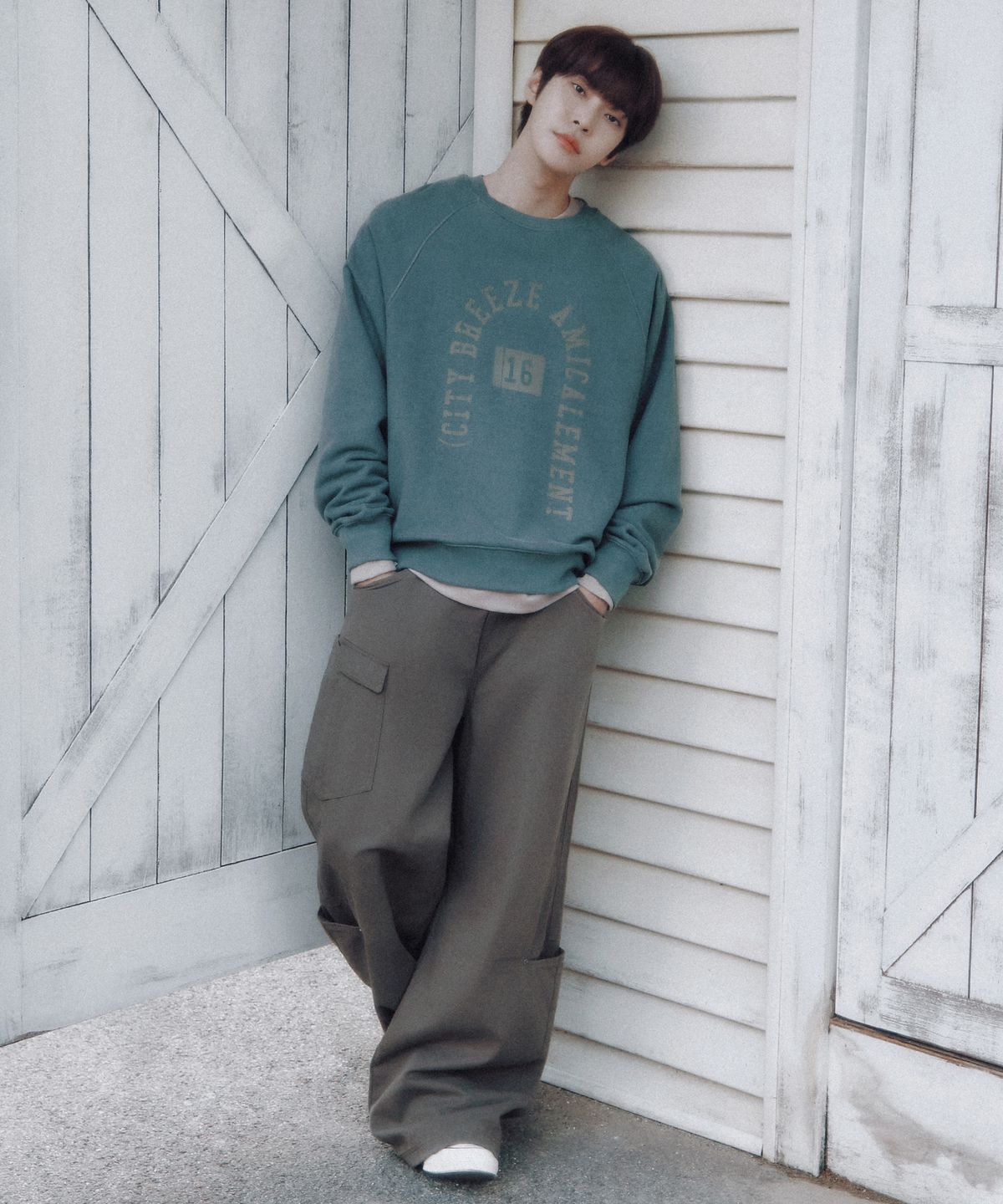 [Nct Doyoung Pick]25FW Citybreeze Pigment Arch Logo Sweatshirt