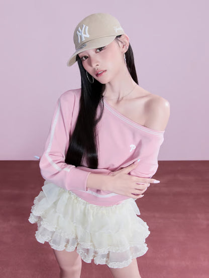 [RESCENE X MLB] 26FW Women's Varsity Lace Tape Off-Shoulder Sweatshirt