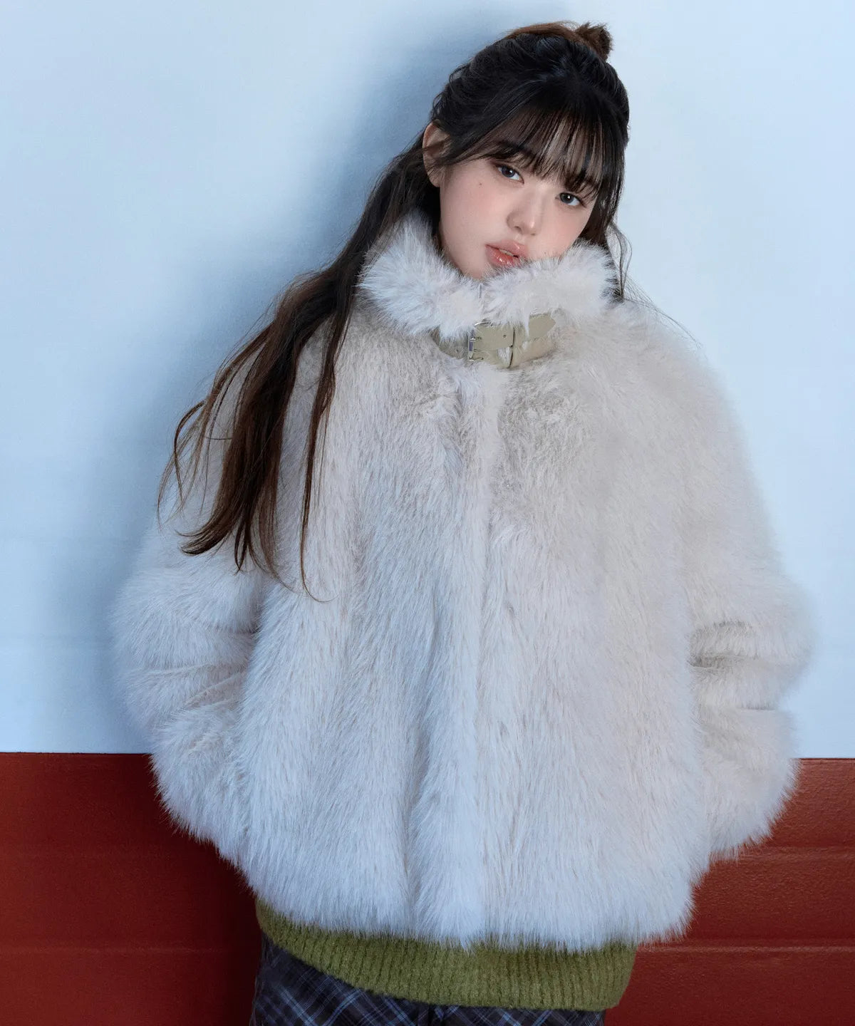 [Ive Wonyoung Worn] RolaRola Collar Fur Jacket Ivory