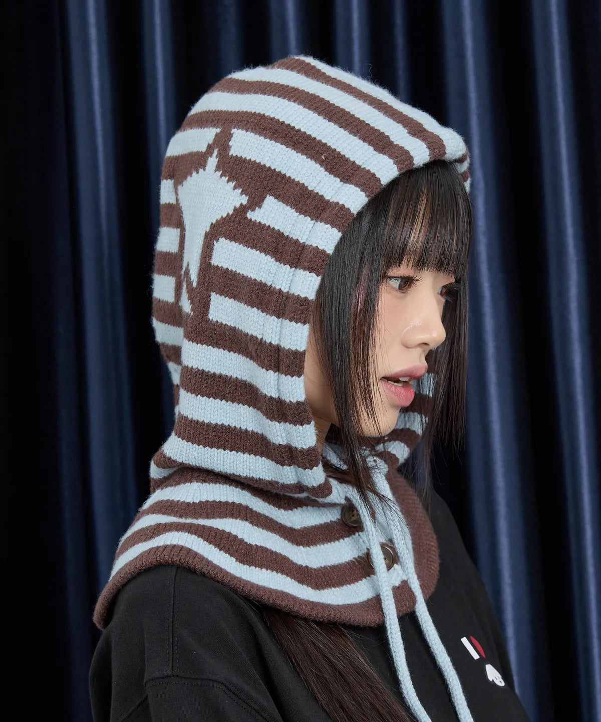 [TXT Hueningkai Worn] Waikei Stripe Star Balaclava