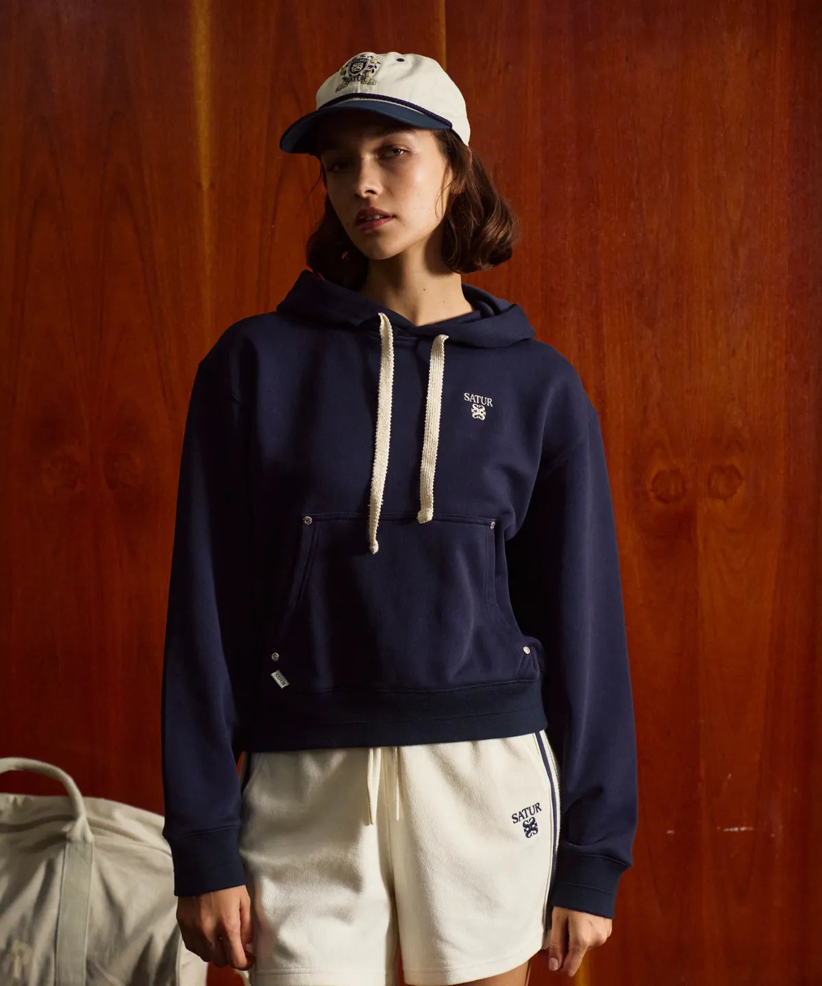 [Riize Pick] 26SS Satur Loren Small Logo Rivet Hoodie