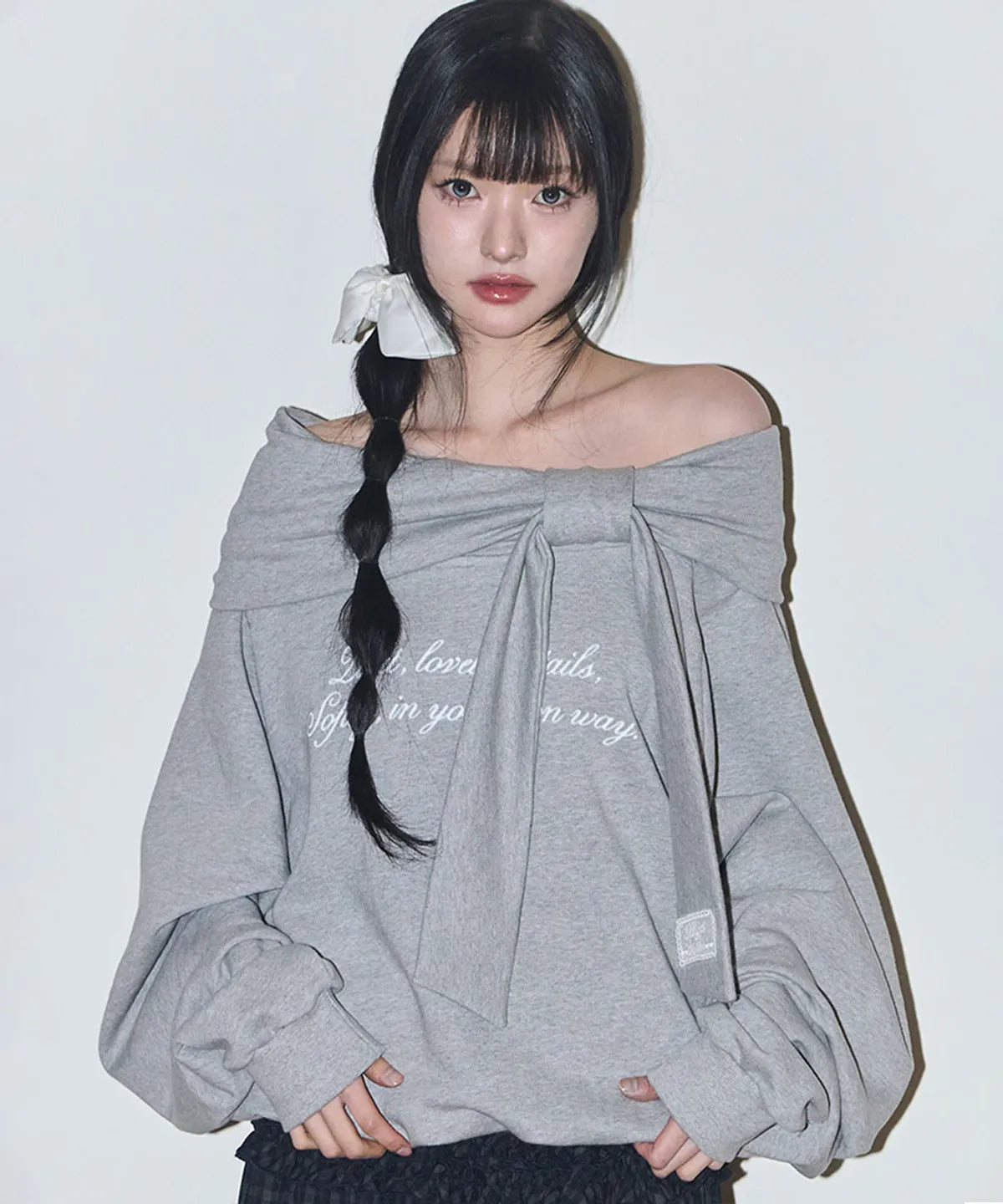 ILLIGO Pure Bow Off-Shoulder Sweatshirt