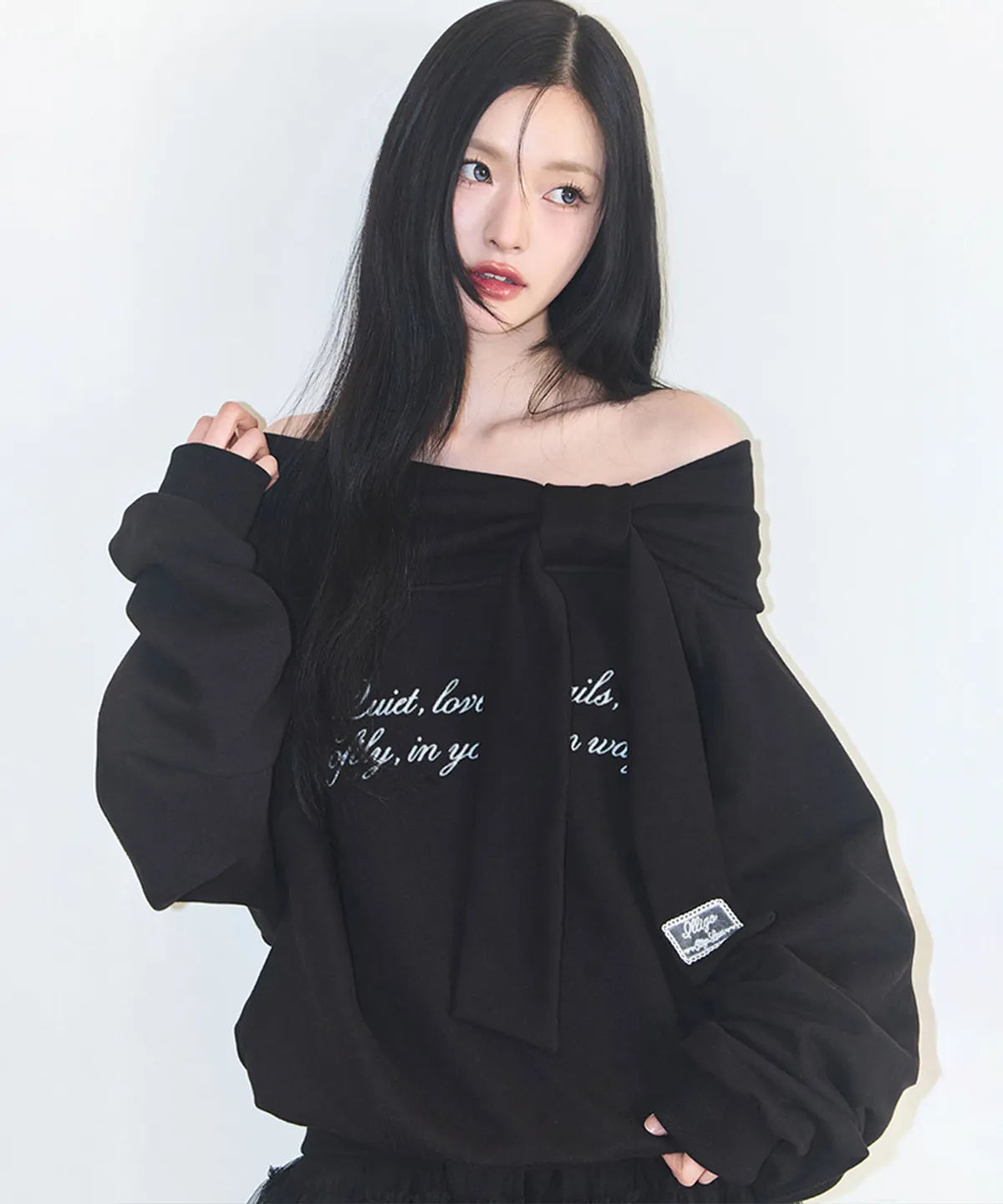 ILLIGO Pure Bow Off-Shoulder Sweatshirt