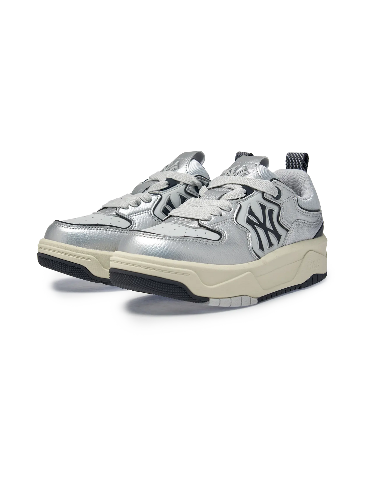 [Aespa Karina Worn] 26 Summer MLB Curve Liner Sneakers