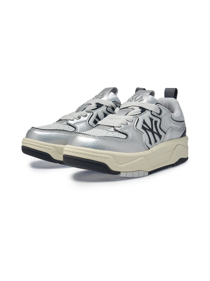 [Aespa Karina Worn] 26 Summer MLB Curve Liner Sneakers
