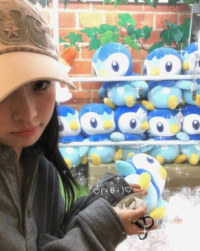 [Ive Rei & Twice Nayeon Worn] HUG YOUR SKIN Hug Friends Cap