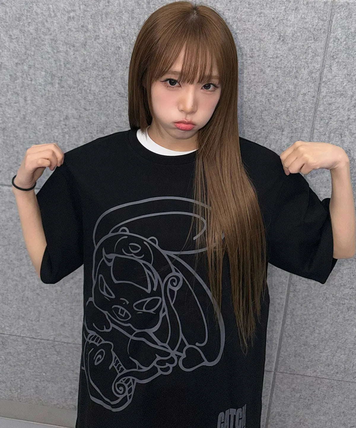 Yena X Luvistrue Zip-Up Overfit Tee