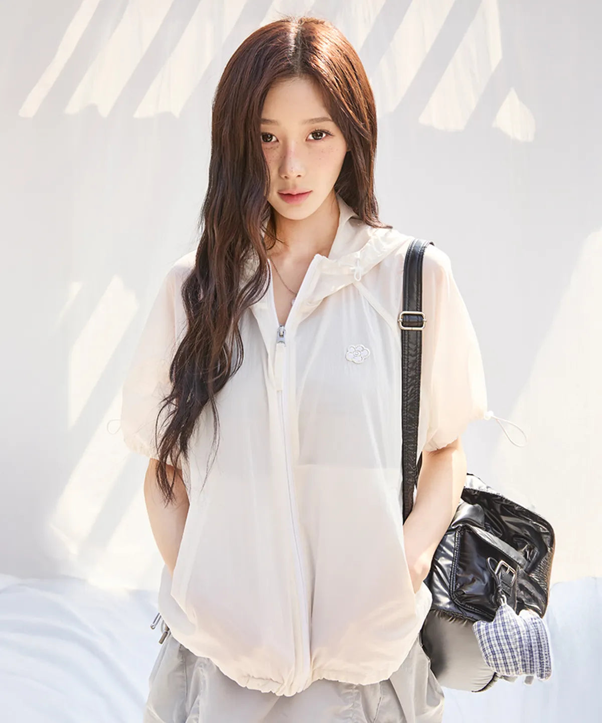 [Aespa Giselle Worn] Wacky Willy Women's Nylon Short Sleeve Windbreaker