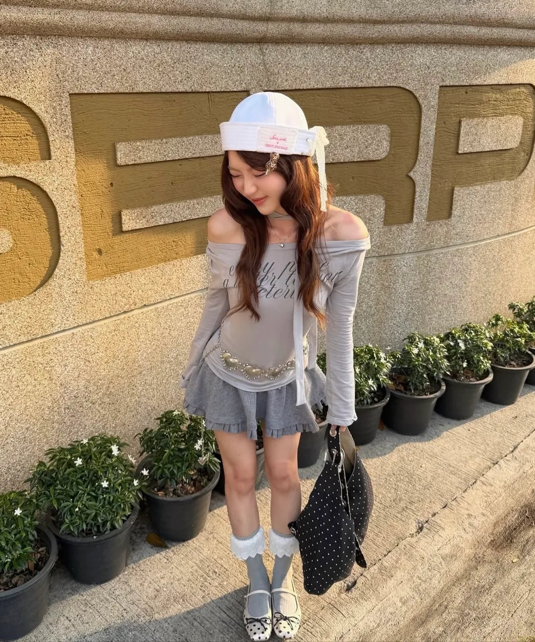 Leterie Off-Shoulder Tie Long Sleeve
