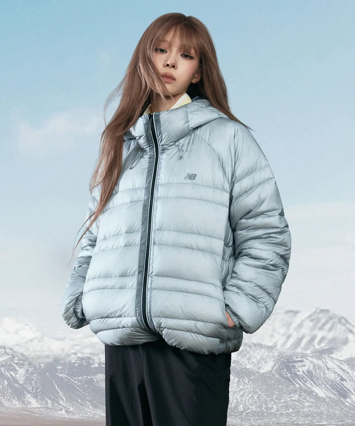 [Aespa Winter Pick] NEW BALANCE UNI Flying 77 Superlight Hooded Lightweight Goose Down