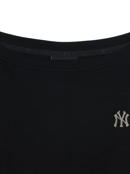 [Aespa Karina Worn] MLB Women's Basic Off-Shoulder Sweatshirt New York Yankees