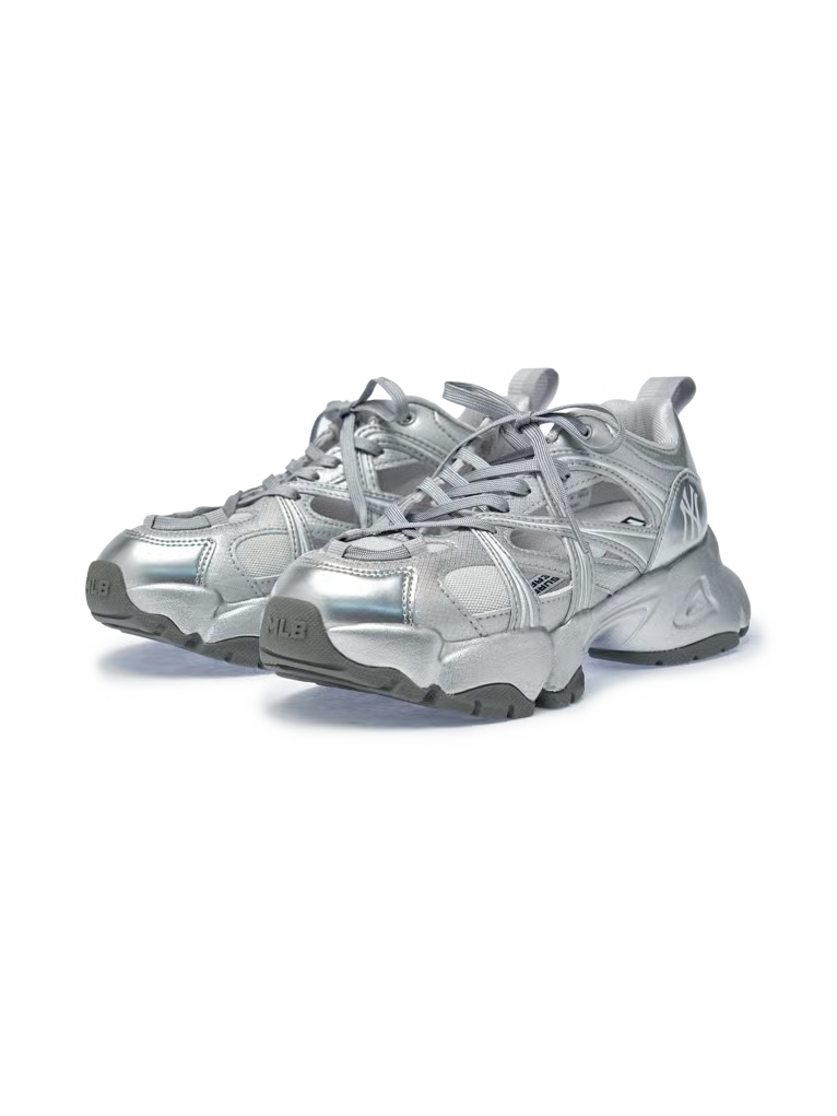 [Aespa Karina Worn] 26 Summer MLB Runner Mask Metal New York Yankees Sneakers