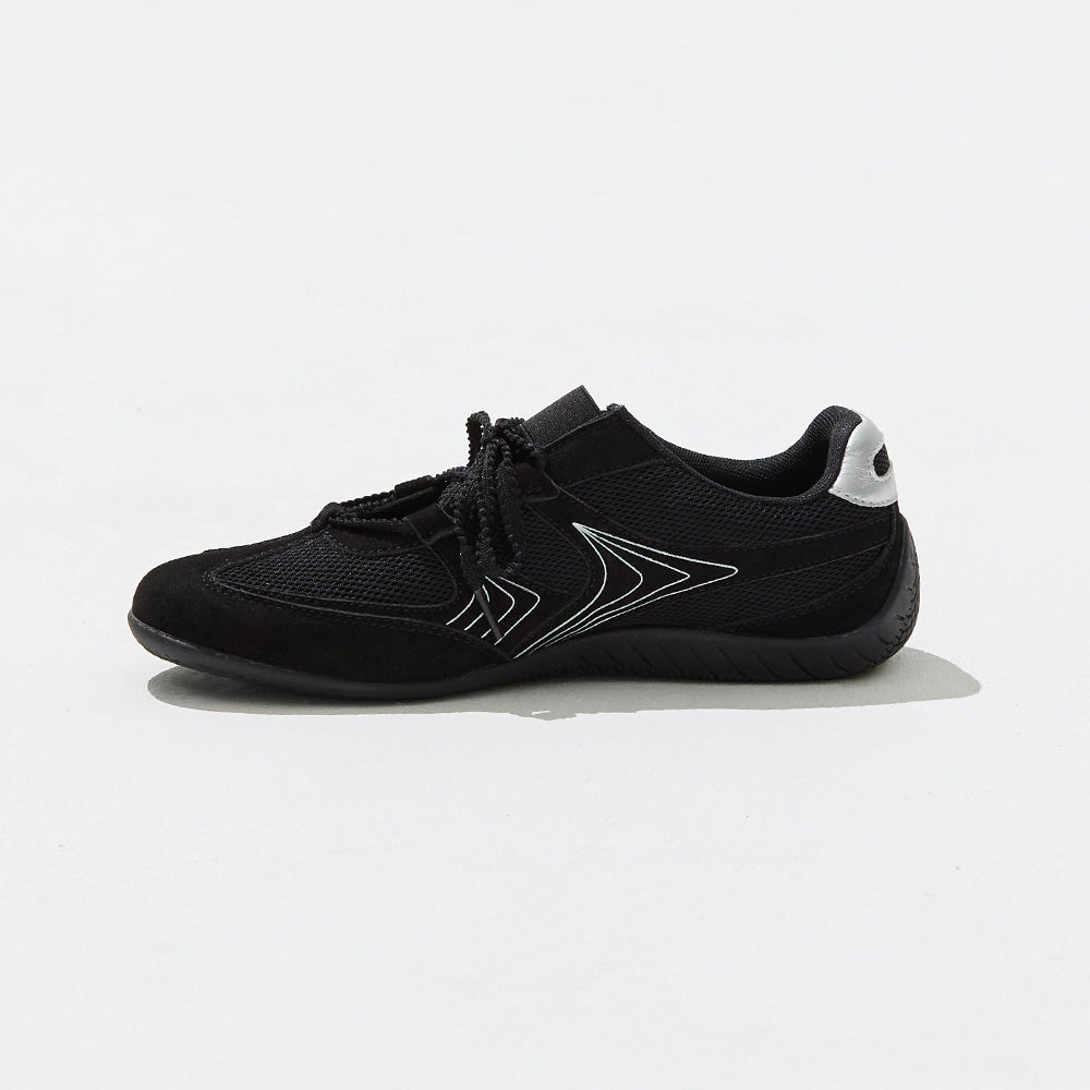 CLCL [CLEVER CLOGER] - Nudge Lace Up Sneakers (Black)