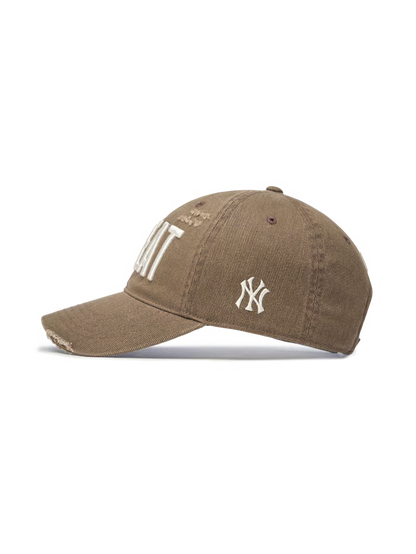 [MLB X KISS OF LIFE] SWEAT Damaged Washed Unstructured Ball Cap Brown