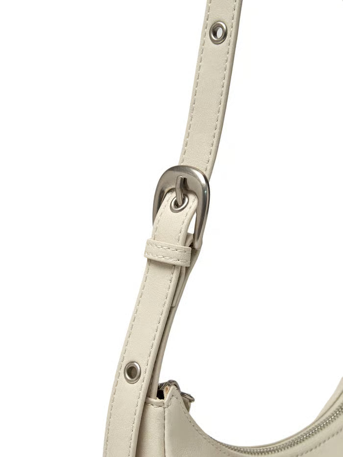 [Ive Gaeul Worn] MLB Basic Vintage Logo Hobo Bag New York Yankees