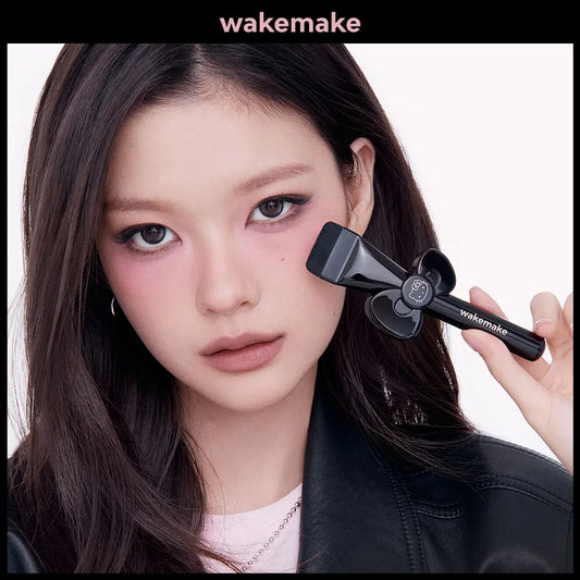 [Hello Kitty Black Edition] WakeMake Spatula Wide Foundation Brush