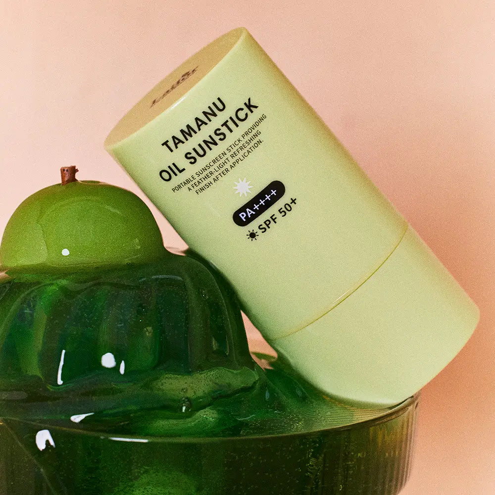 LADOR Tamanu Oil Sun Stick SPF 50+ PA+++ 21g