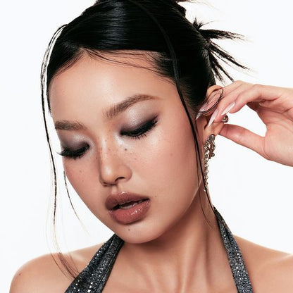 Risky Pigment Eyeshadow Palette