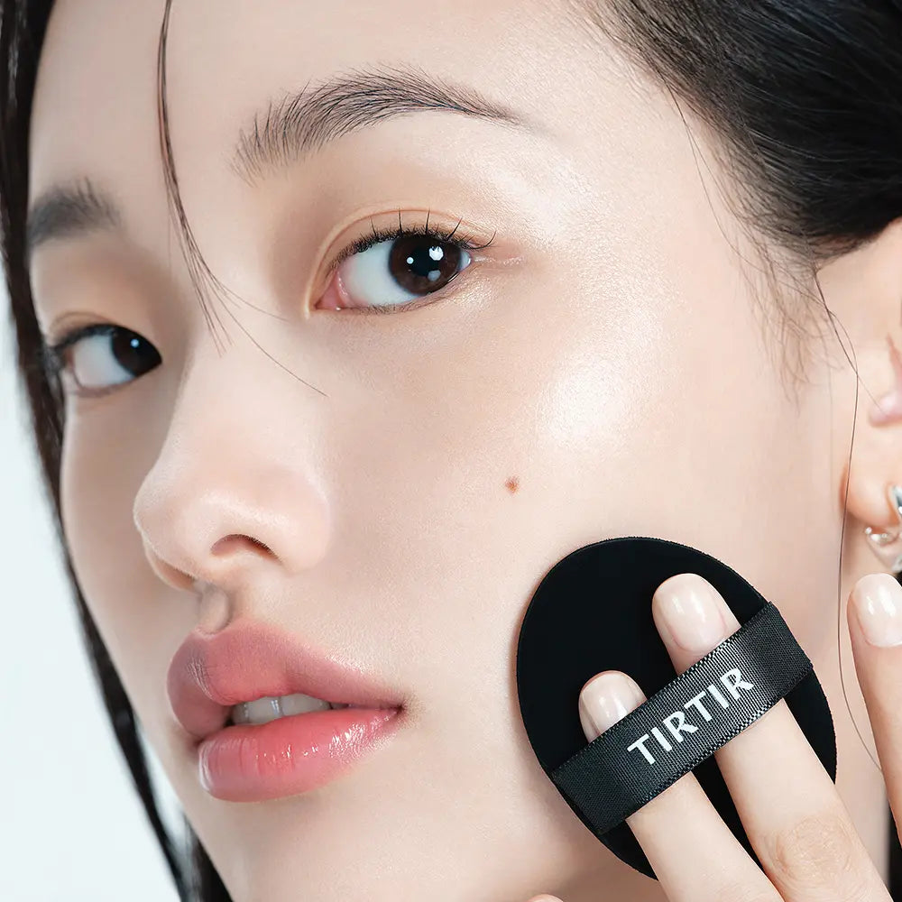 [BTS V PICK] TIRTIR Tinted Skin Glow Cushion with Gift (Check The Option)