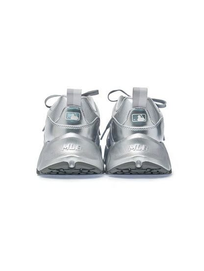 [Aespa Karina Worn] 26 Summer MLB Runner Mask Metal New York Yankees Sneakers