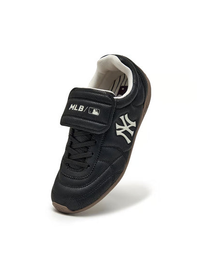 [Ive Gaeul Worn] MLB Slick New York Yankees