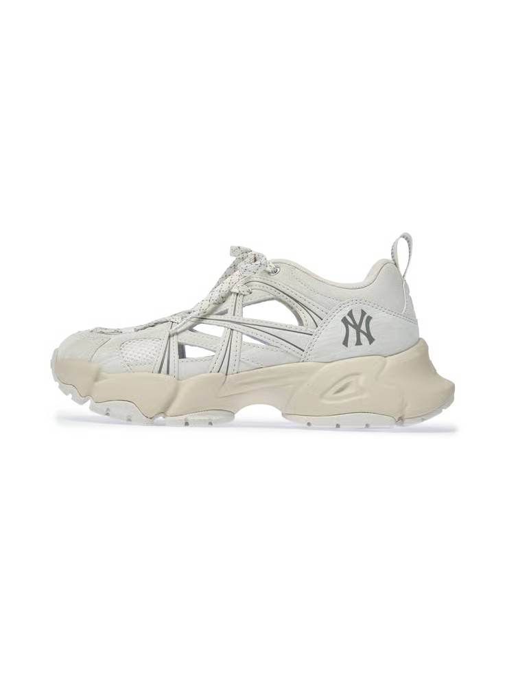 [Aespa Karina Worn] 26 Summer MLB Runner Mask Metal New York Yankees Sneakers