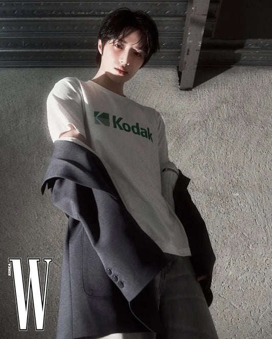 [TXT Beomgyu Worn] Kodak Logo Askin short Short Sleeve T-Shirt White