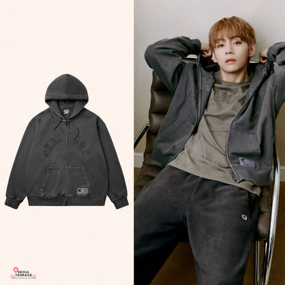 BTS V TAEHYUNG x CHAMPION Arch Logo Loose Fit Applique Dyed Zip-Up Hoo die Charcoal