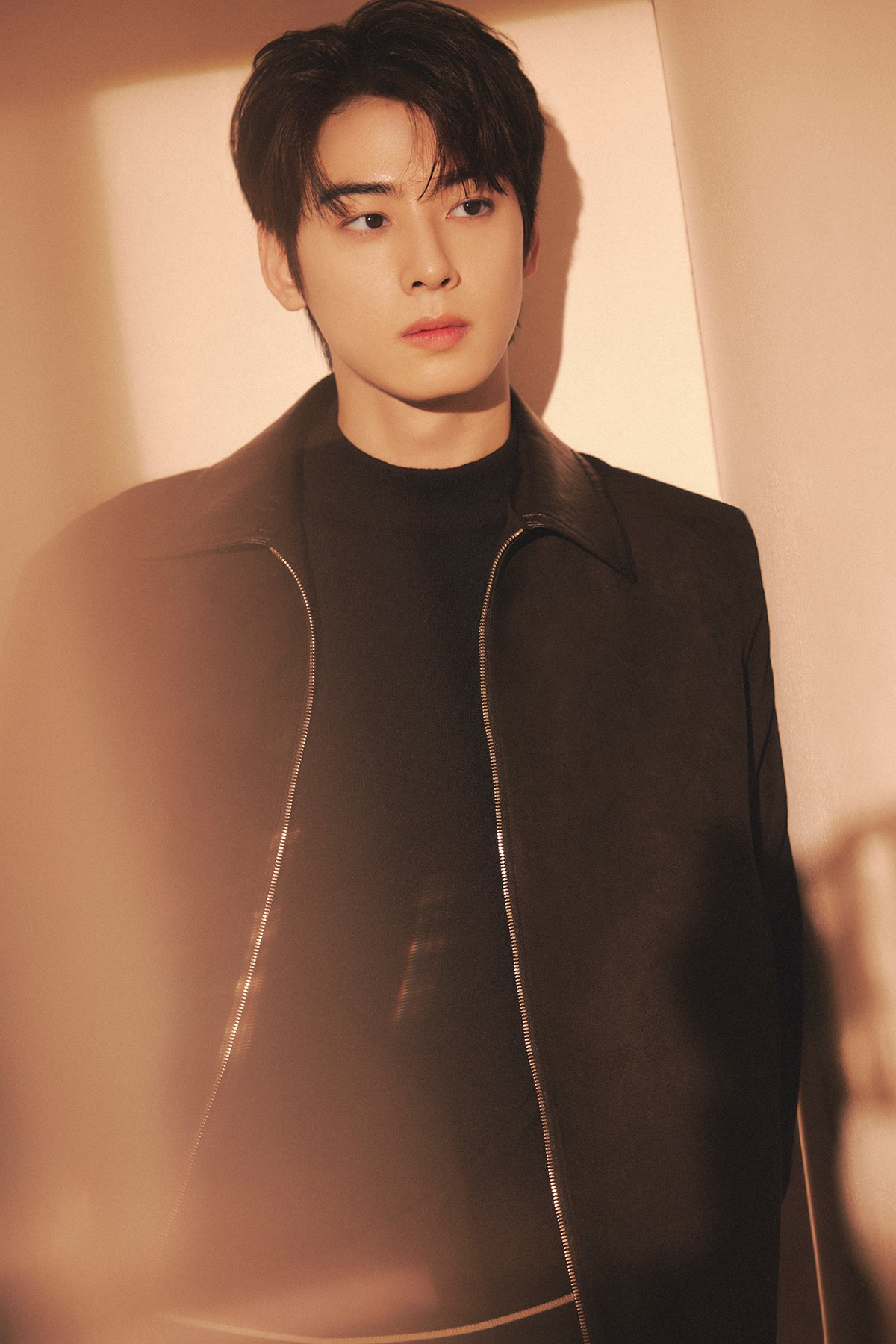 [Cha Eun Woo Worn] Liber Classy  Black Collar Two-Tone Work Jumper