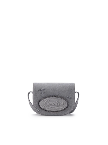 [Aespa Karina Pick] MLB  Lettering Vintage Denim Crossbody Bag