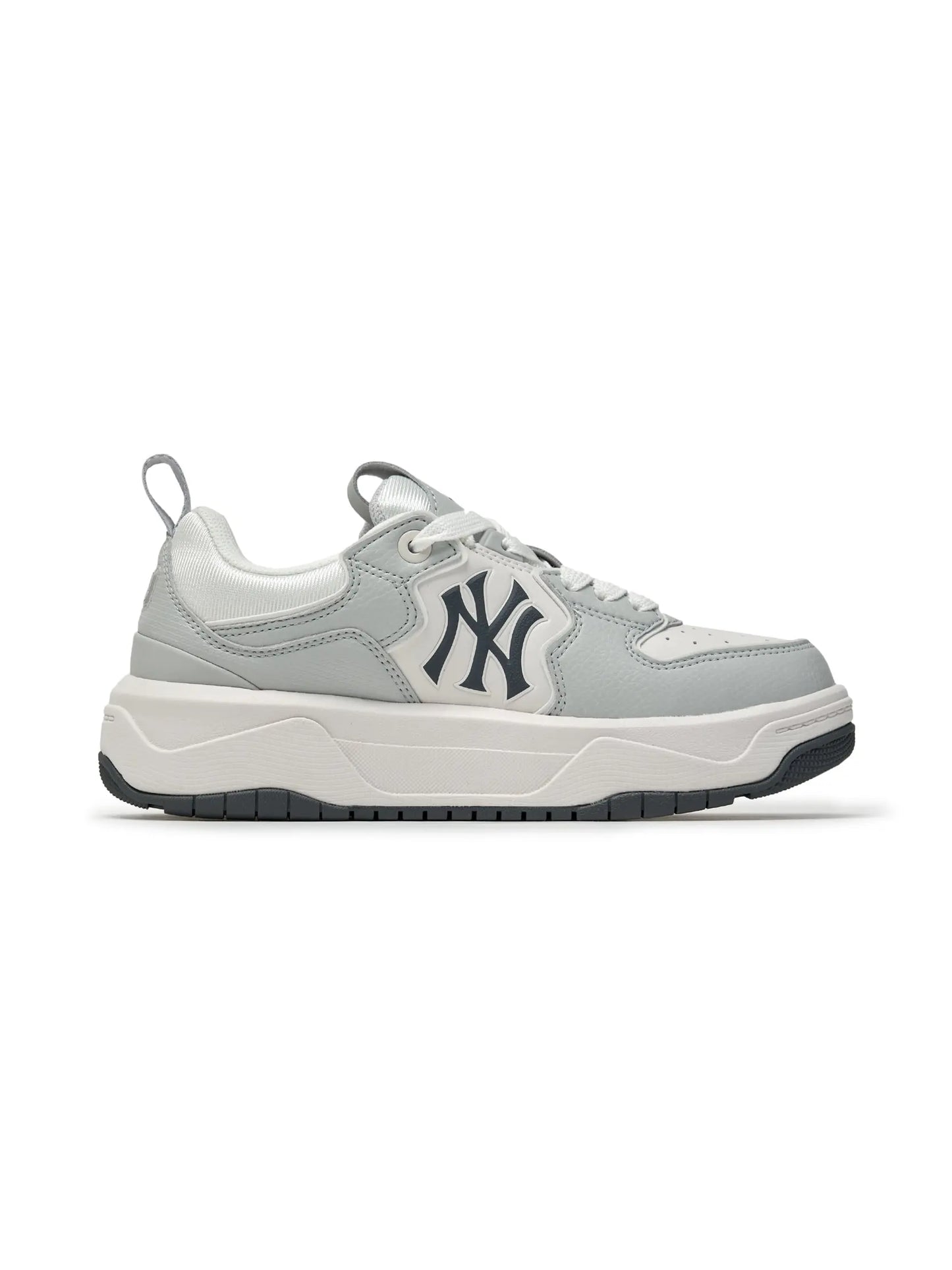[Aespa Karina Worn] 26 Summer MLB Curve Liner Sneakers