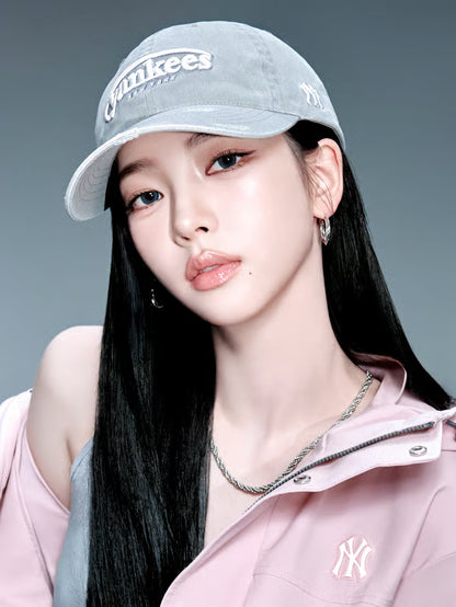 [Aespa Karina Pick] 26SS MLB Vintage Damage Curve Logo Unstructured Ball Cap New York Yankees