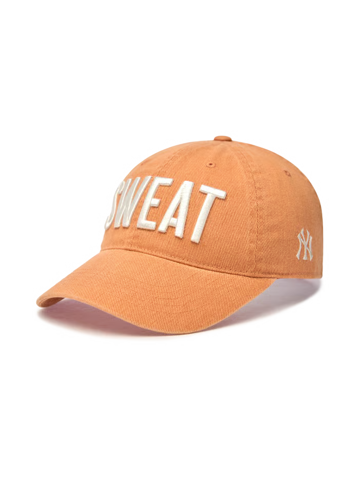 [MLB X KISS OF LIFE] SWEAT Basic Washed Unstructured Ball Cap
