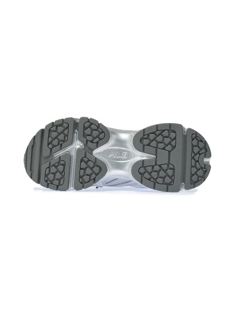 [Aespa Karina Worn] 26 Summer MLB Runner Mask Metal New York Yankees Sneakers
