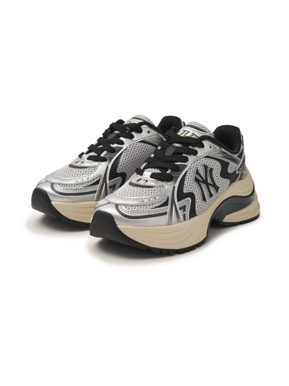 [Aespa  Karina Worn] MLB Curve Runner New York Yankees Shoes